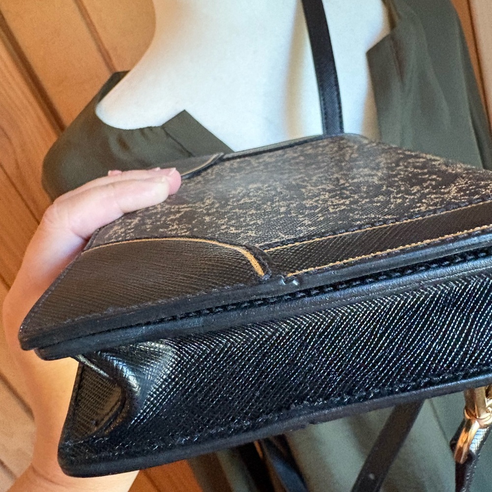Prada Black Leather Crossbody with Gold Speckle Detail - Picture 6 of 10